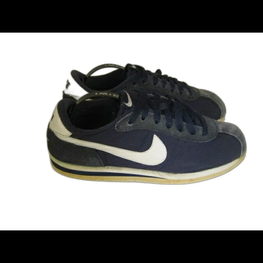 Youth Nike Swoosh Navy/White Running Athletic Tennis Shoes Sneakers sz 7Y